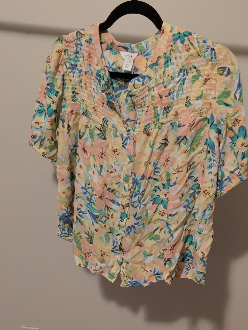 Nordstrom Pastel Floral Button-Up Blouse in Peach, Blue, and Cream